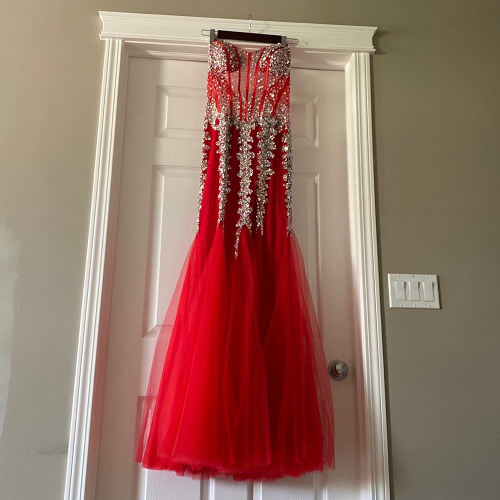 Gorgeous Jovani red dress